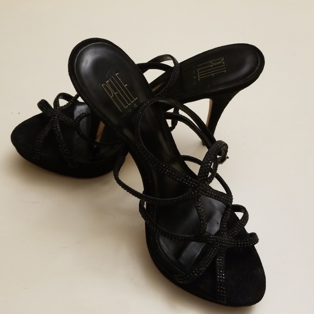 PELLE Moda black shoes 5" heel sz 8.5 M
